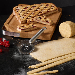 Pastry Wheel - La Cuisine
