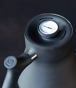 Stagg Pour-Over Kettle (Stovetop): Matte Black - La Cuisine