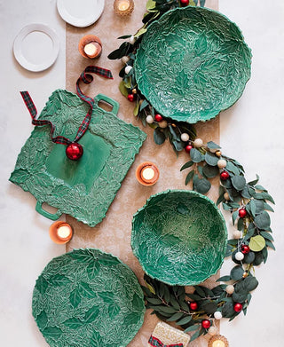 Lastra Holiday Green Figural Shallow Bowl - La Cuisine