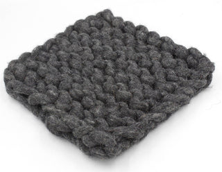 Chain Knitted Trivet Charocal 8x8 Wool - La Cuisine