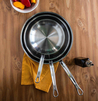 8.5" ProBond Professional Clad Skillet - La Cuisine