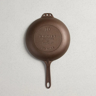 Cast Iron Chef Skillet, 10" - La Cuisine