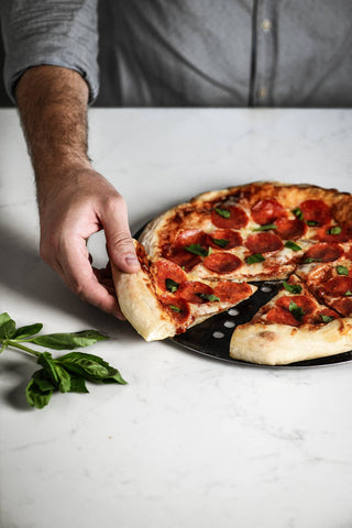 deBuyer Pizza Pan, Perforated, 12.5" - La Cuisine