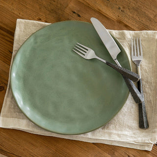 Laurel Dinner Plate - La Cuisine