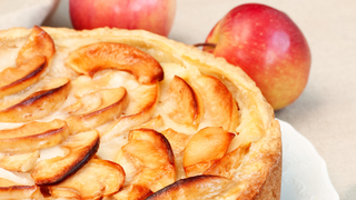 Cast Iron Apple Harvest Cake with Vanilla Cream Sauce