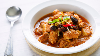 Northern Thai Braised Pork Curry (Gaeng Hung Lay)