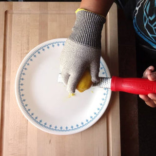 Cut Resistant Kids Gloves - La Cuisine