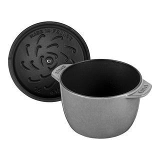 Petite 1.5 QT French Oven - La Cuisine
