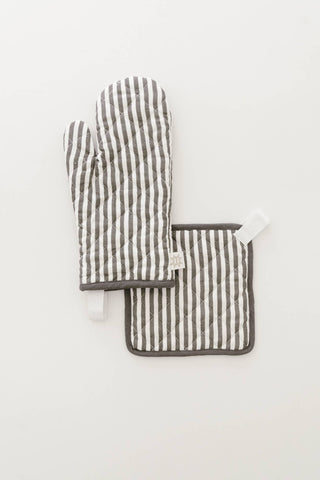 Oven Mitt + Potholder - Quilted Linen Set in Pewter Grey