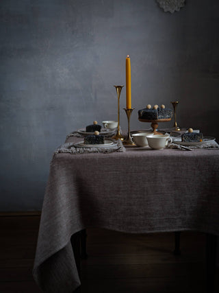 Linen Tablecloth Choco Chevron, Herringbone Weave : 52 x 108 - La Cuisine
