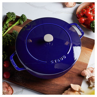 Cast Iron Essential French Oven 5.25 qt, Dark Blue - La Cuisine