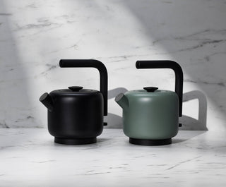 Clyde Electric Kettle: Matte Black