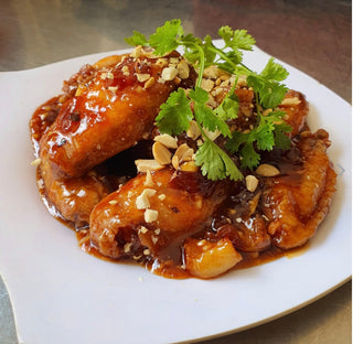 Vietnamese Comforts: Simple, Soulful, Summery on Wed, Jun 25, 2025 at 06:00 PM - La Cuisine