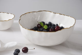 Portofino Medium Bowl, White/Gold - La Cuisine