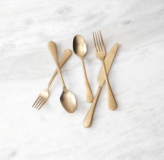 Ellsie Antiqued Champagne Flatware Set/20 pc - La Cuisine