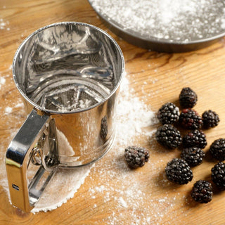 Triple Mesh Flour Sifter - 3 Cup - La Cuisine