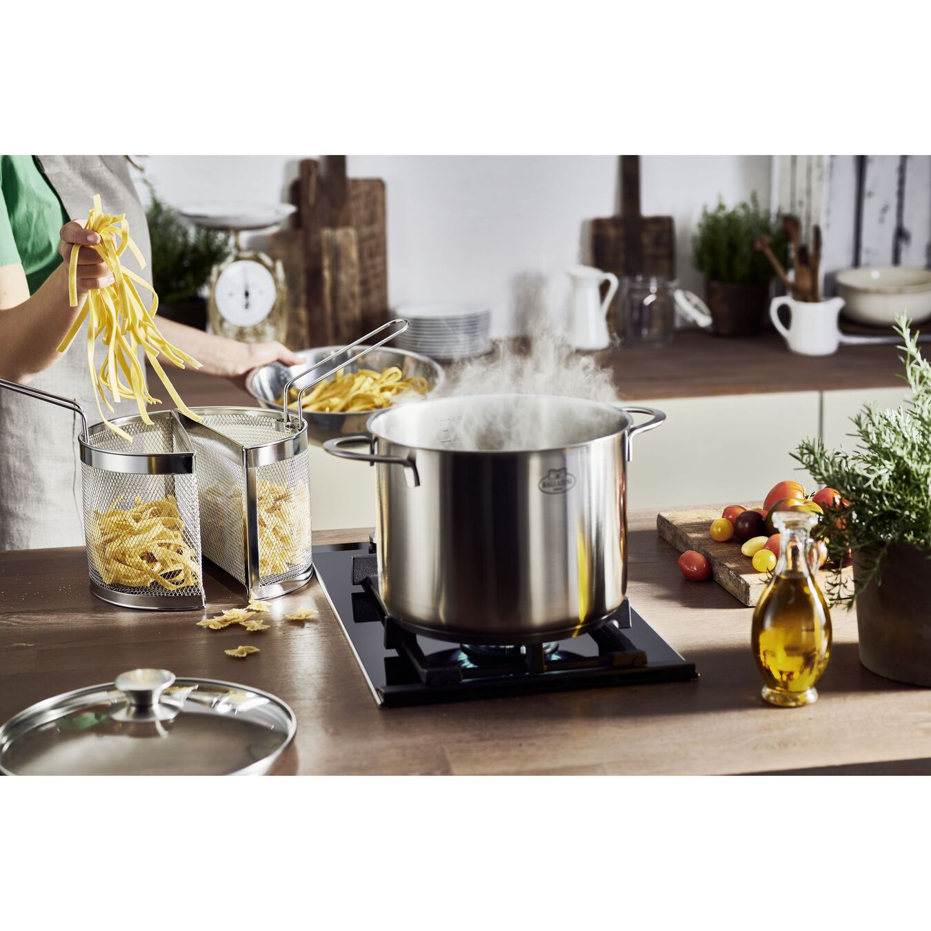 Ballarini - Parma Plus 8.5 Quart Pasta Pot with Straining Basket – Kitchen  Store & More