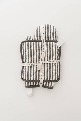 Oven Mitt + Potholder - Quilted Linen Set in Pewter Grey