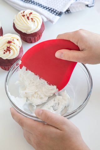 Silicone Bowl Scraper - La Cuisine
