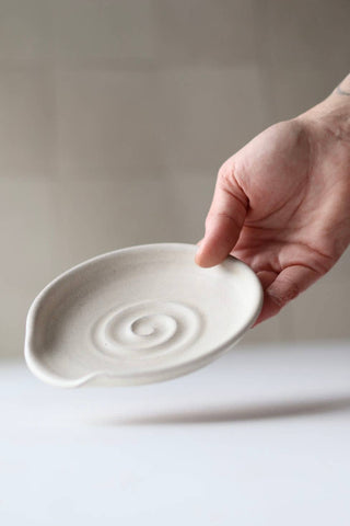 Pottery Spoon Rest, Cream - La Cuisine