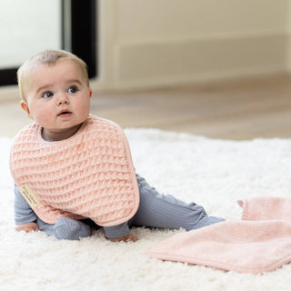 Reversible Bib + Burp Set Blush: Pink